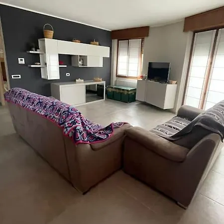 Foresteria Emilia Apartamento Grosotto
